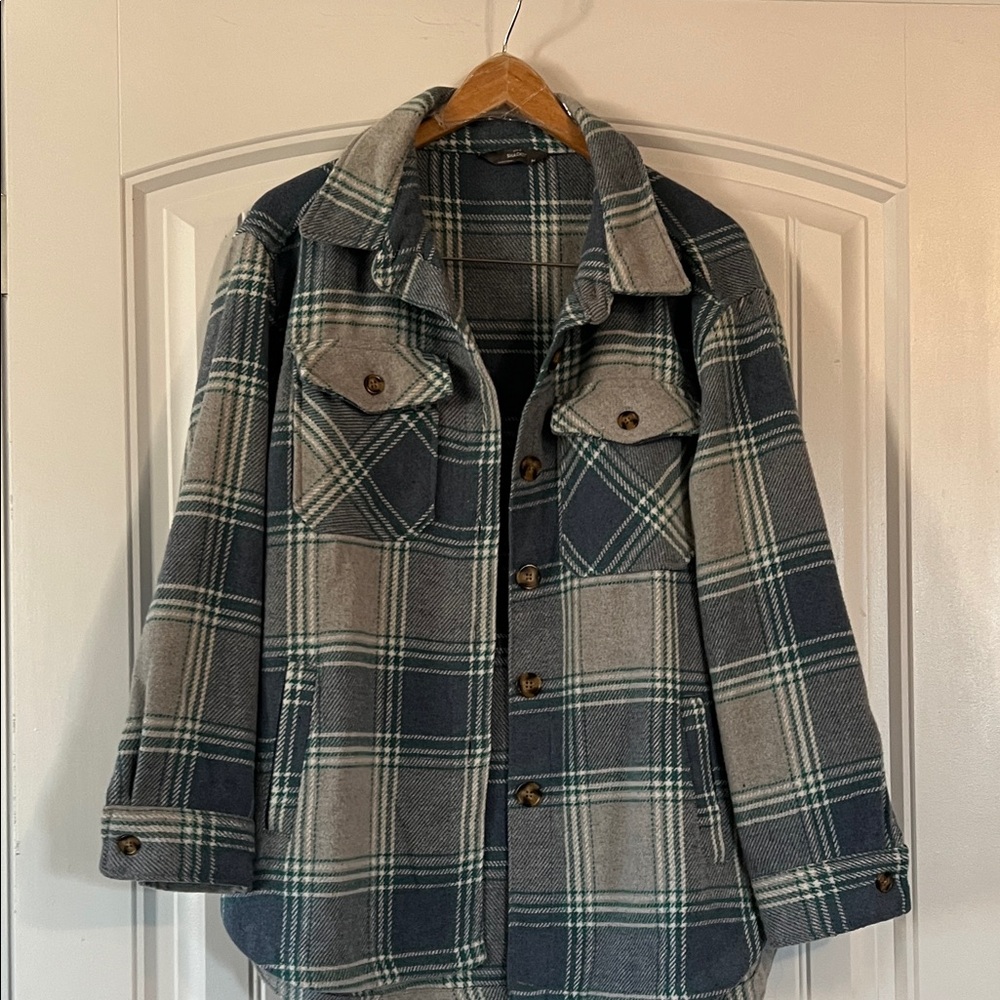Plaid Shacket Shirt Size Medium